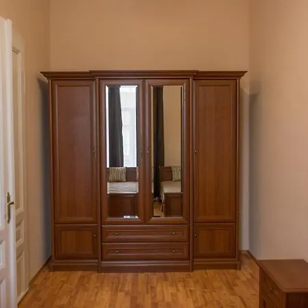 Apartment Suite Mukachevo Apartment