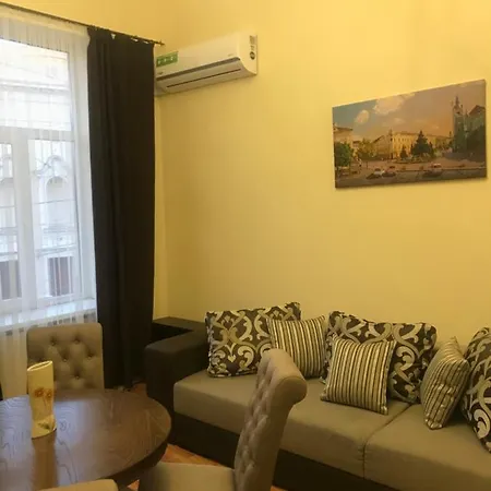 Apartment Suite Mukachevo Mukatjevo