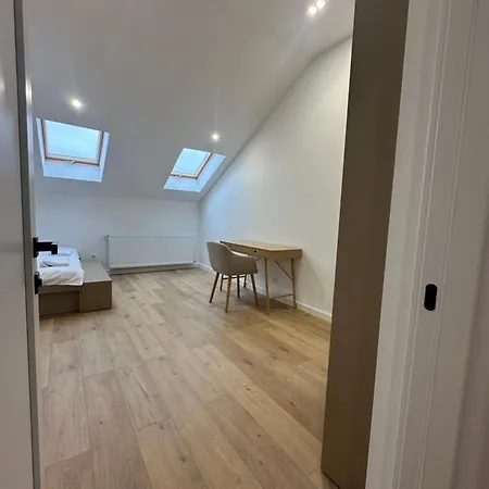 Apartment Suite Mukachevo Διαμέρισμα *